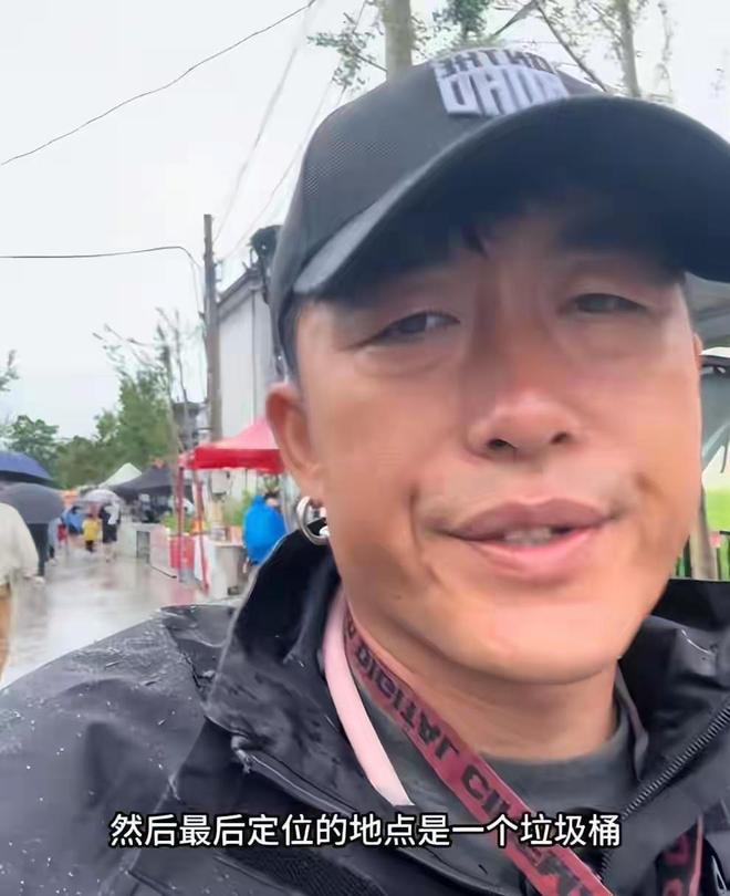 8岁自闭症王一凯遇难！志愿者曝孩子没穿衣服书包变行李箱(图6)
