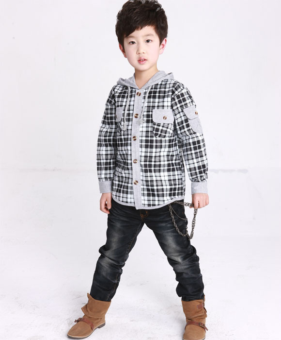 浙江海港首艘内河纯电集装箱船投运(图1)