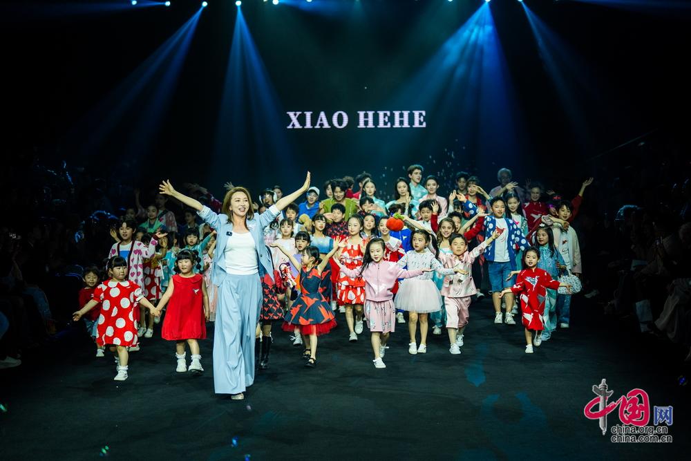 把东方底蕴与未来写进孩子的衣服里小鹤鹤把“AI做成了有温度的童装”(图17)